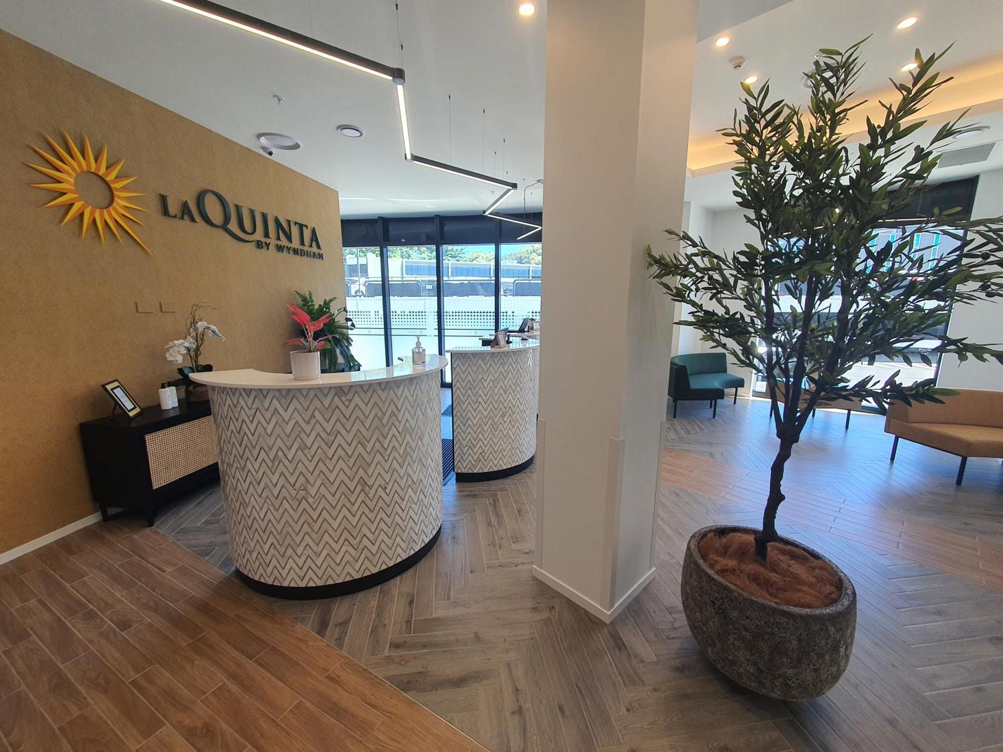 فندق La Quinta By Wyndham Ellerslie أوكلاند المظهر الخارجي الصورة